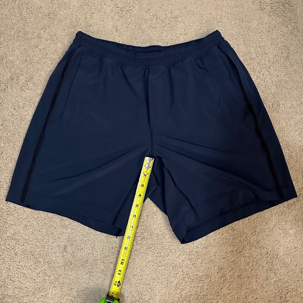 Lululemon Pacebreaker Short XL 8" Blue